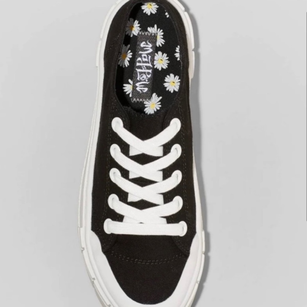 Mad Love Platform Black and White Sneakers